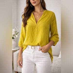Amanda Uprichard Silk Blouse Yellow Chartreuse V-Neck Top Size S